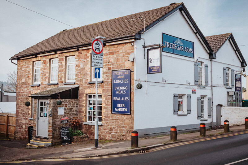 Tied House vs. Free House Insurance: Brewery vs. Independent Coverage | Insure24