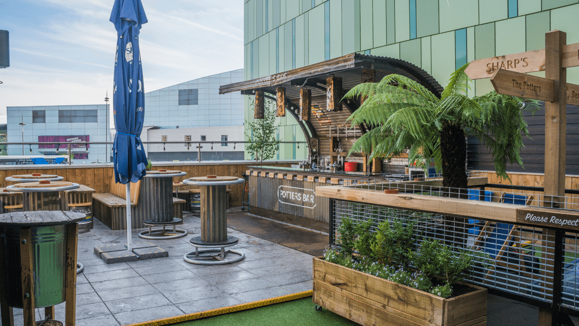 Complete Bar Insurance Guide: Protecting Your Bar Business