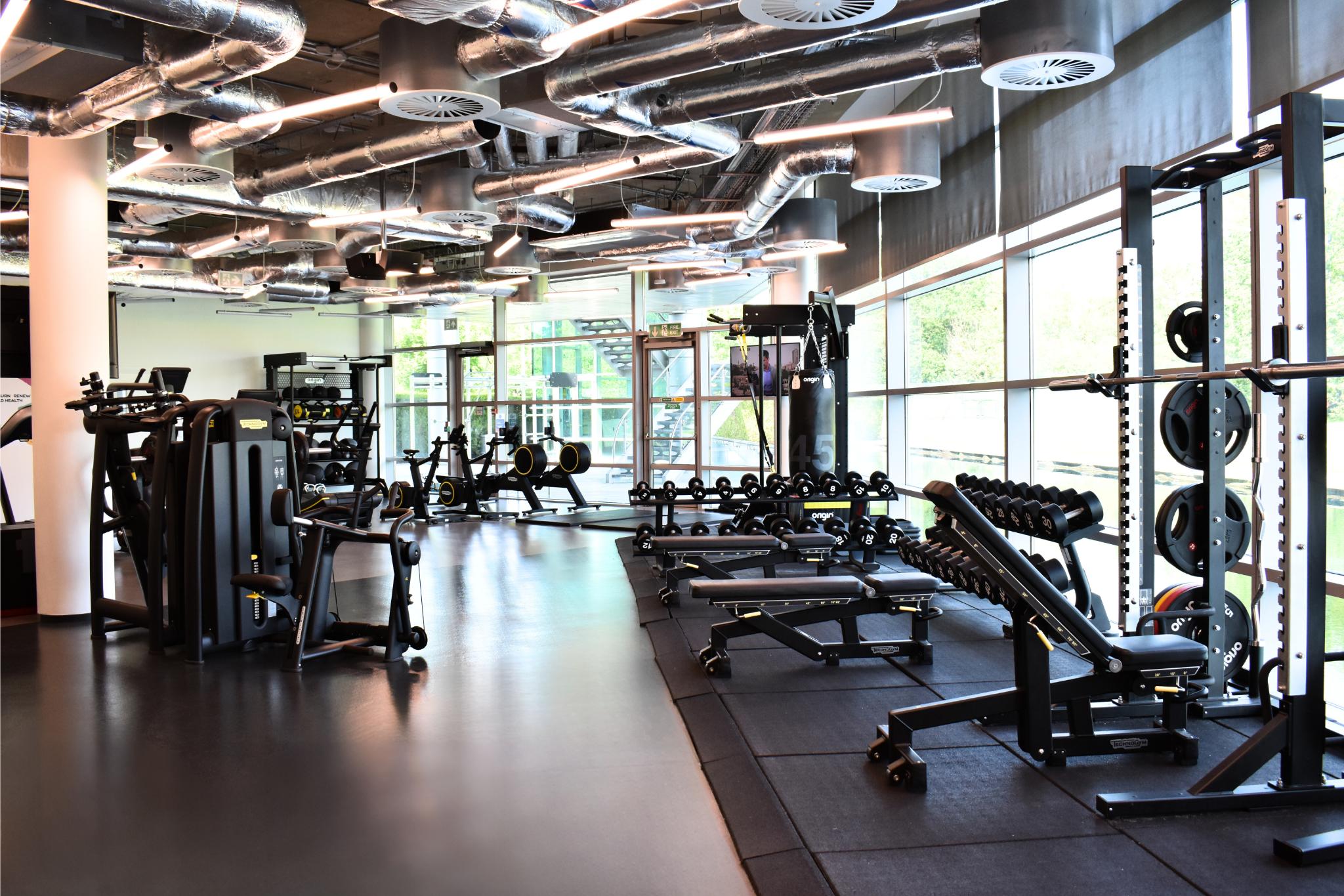 24-Hour Gym Insurance: Complete Coverage Guide for Round-the-Clock Fitness Facilities